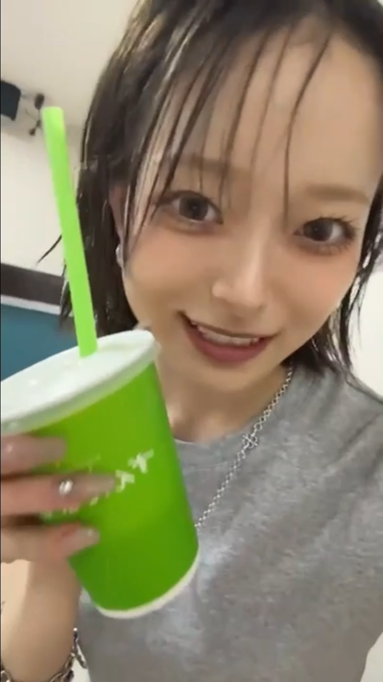 窬